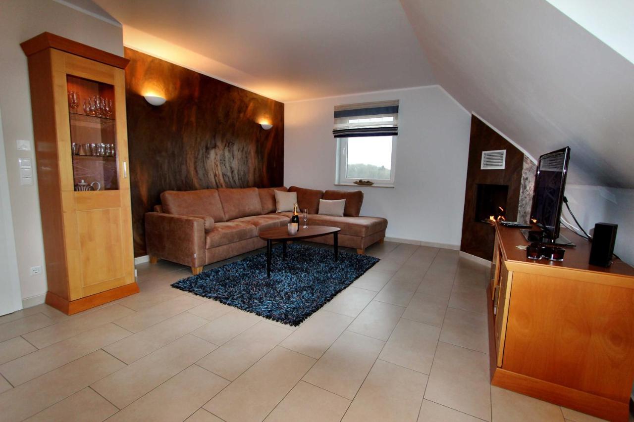 Haus Bellevue _ Og_Fewo Göhren-Lebbin Esterno foto